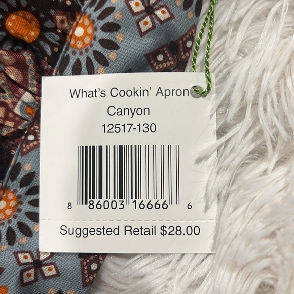 Vera Bradley What’s Cookin Apron - Canyon - NWT - Picture 4 of 9